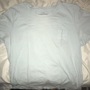 Vineyard vines T shirt